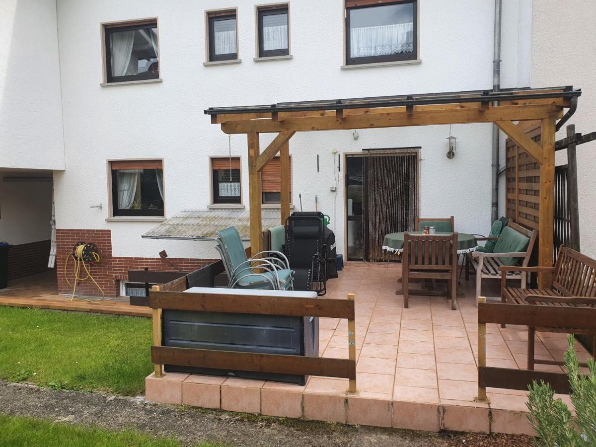 Ferienwohnung Woelbert Altendiez 外观 照片
